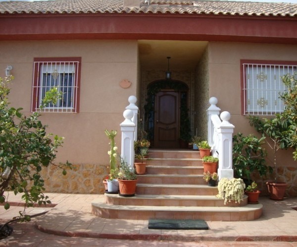 Villa in exclusive area of San Vicente del Raspeig