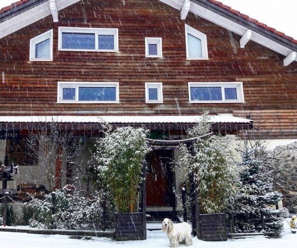 BEAUTIFUL AND COMFORTABLE CHALET SAVOYARDE.