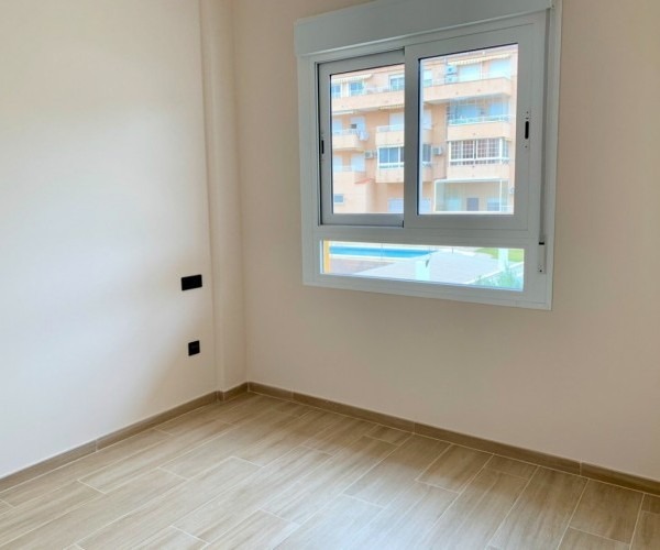 BEAUTIFUL FLATS 200M FROM THE BEACH IN CAMPELLO